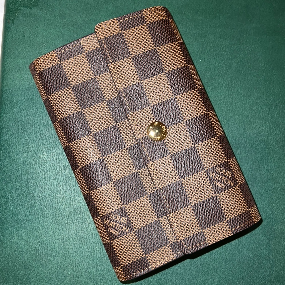 Louis Vuitton Wallet Damier Canvas